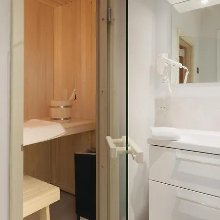 Priwallpromenade 1, Whg 2 * Любек